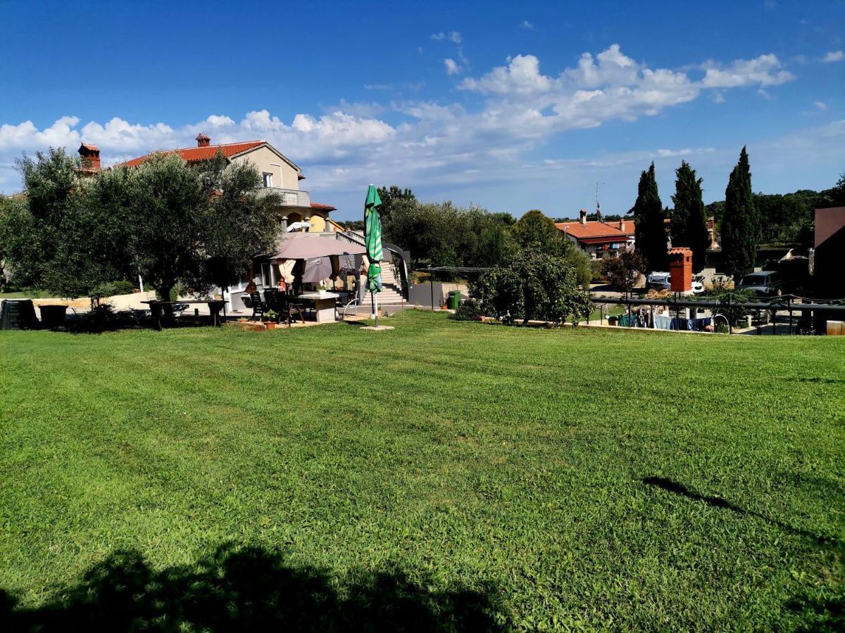 Apartments Flora Медулин Экстерьер фото