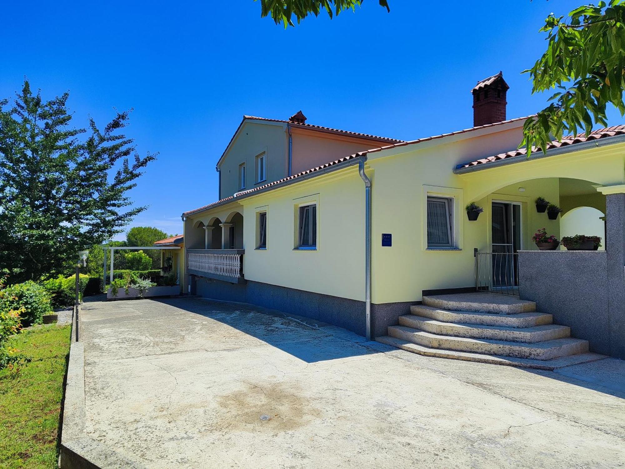 Apartments Flora Медулин Экстерьер фото